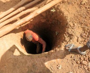 No ropes, in and out by hand